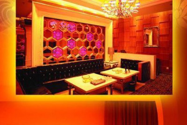 茶香成都：周末休闲好去处(成都周末喝茶)