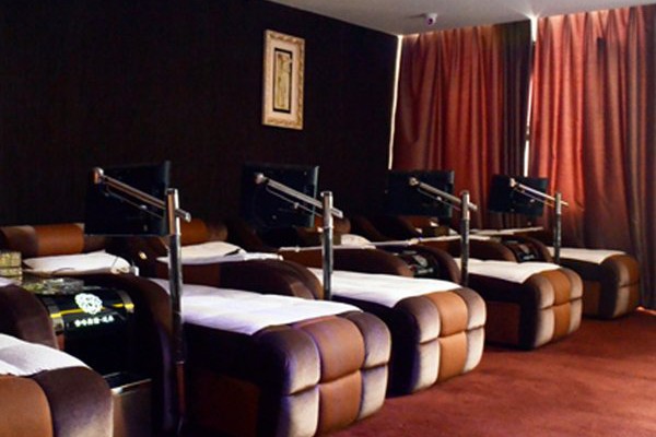 成都茶馆男：养生休闲新体验(成都 茶馆)